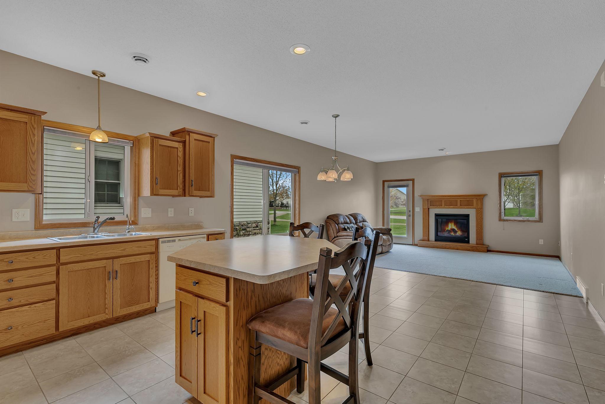 502 Graceview Loop
