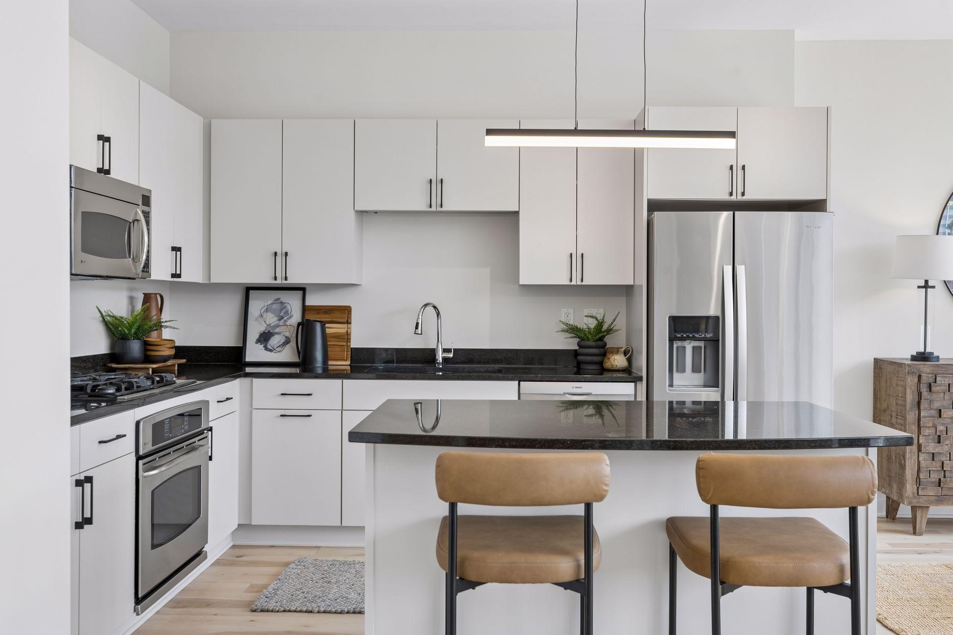 215 10th Avenue S 332