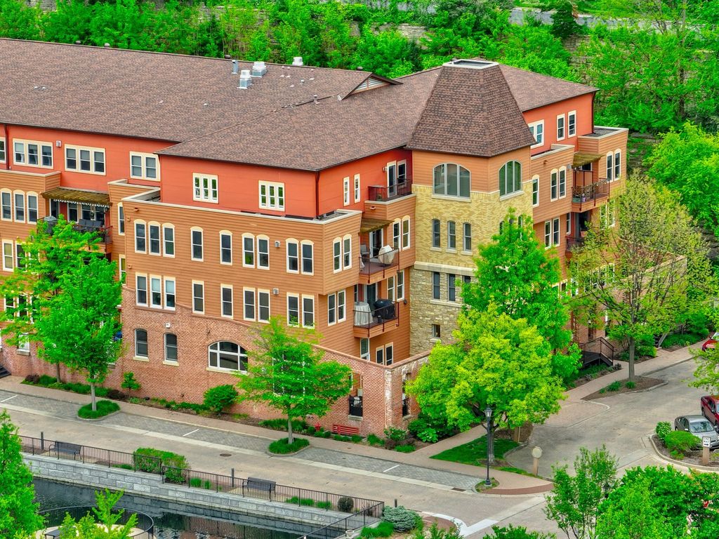 Photo of 640 Main Street N #35, Stillwater, MN 55082 (MLS # 7076393)
