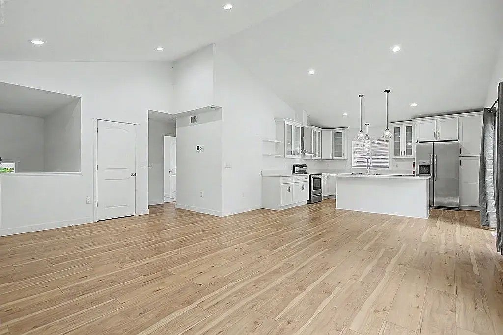 953 Wilson Avenue