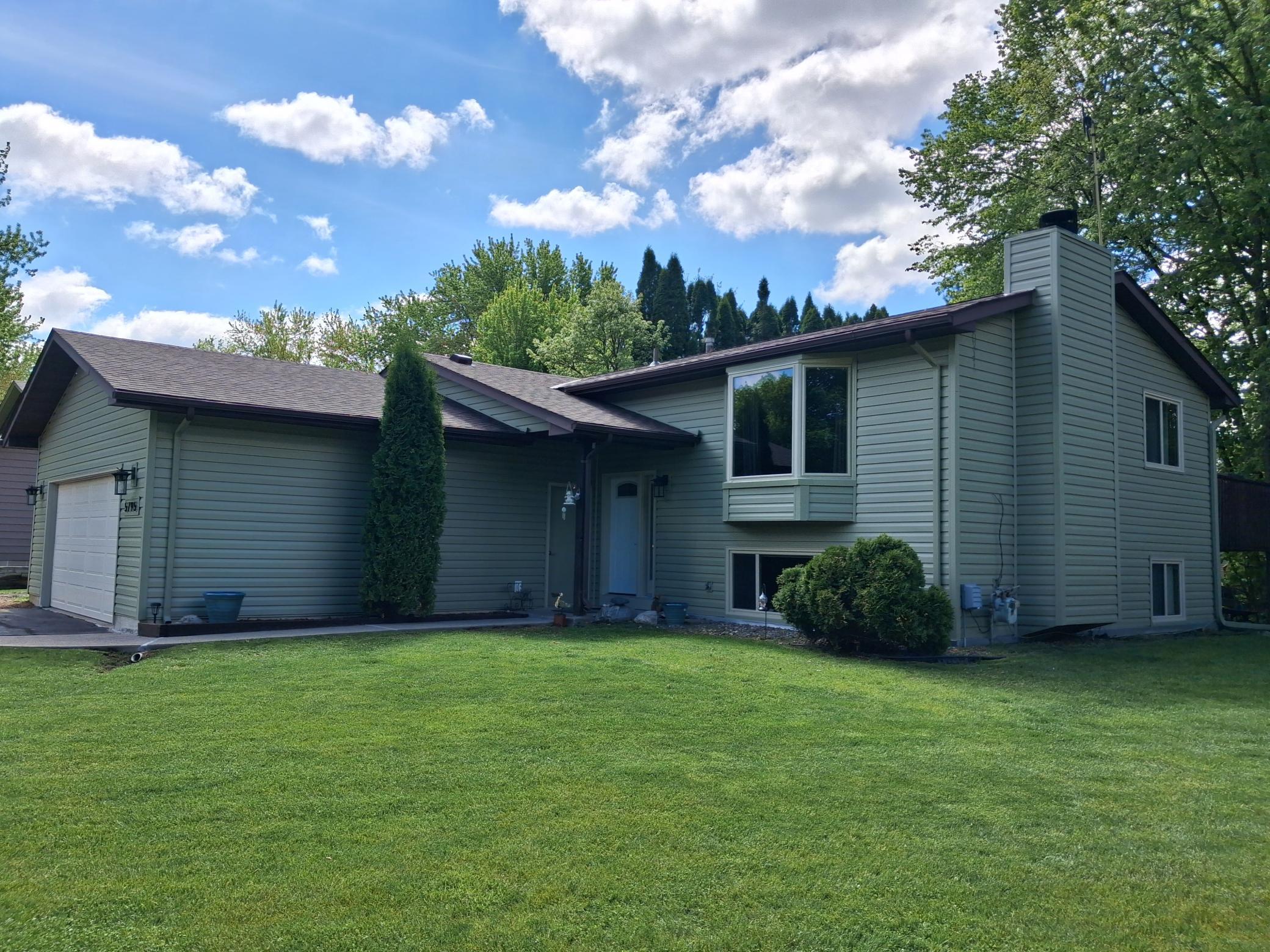5795 Amy Lane