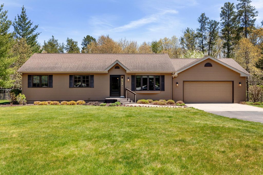 Photo of 11700 Forestview Drive, Baxter, MN 56425 (MLS # 7079865)