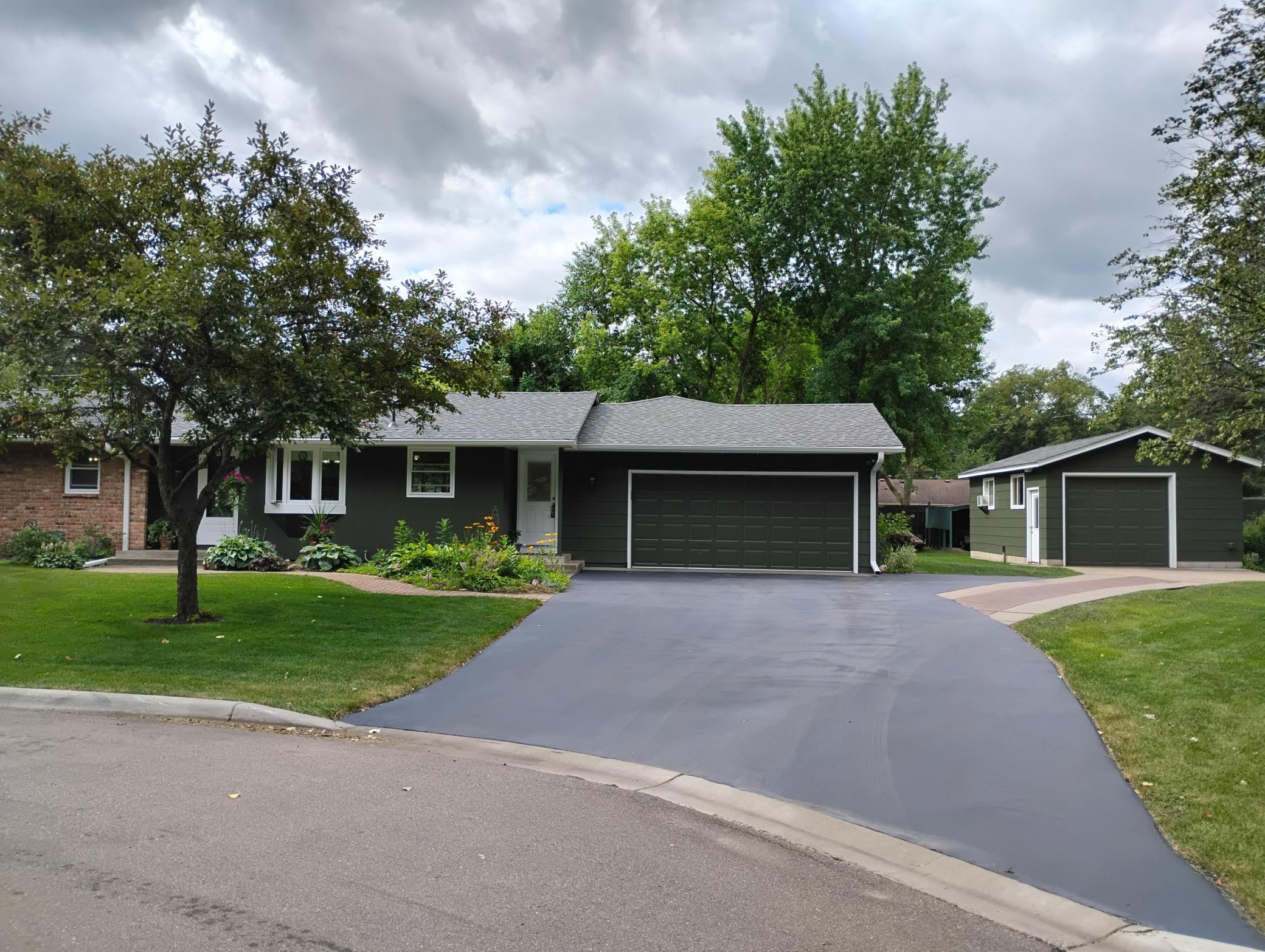 16307 Moorland Circle
