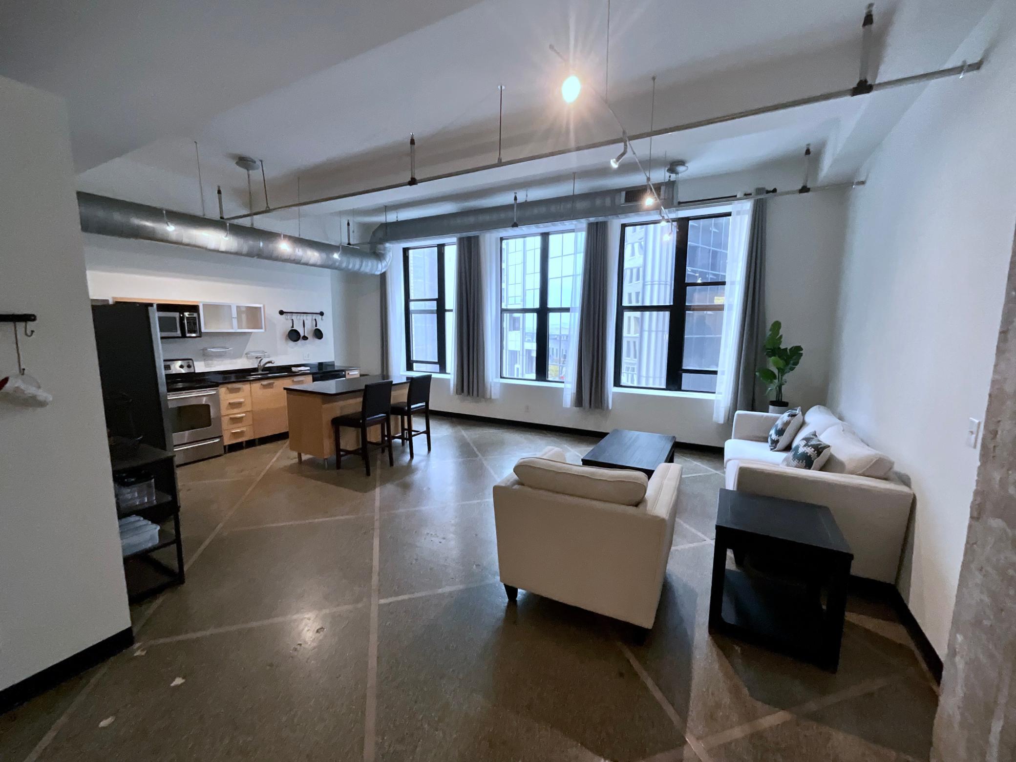 350 Saint Peter Street 405