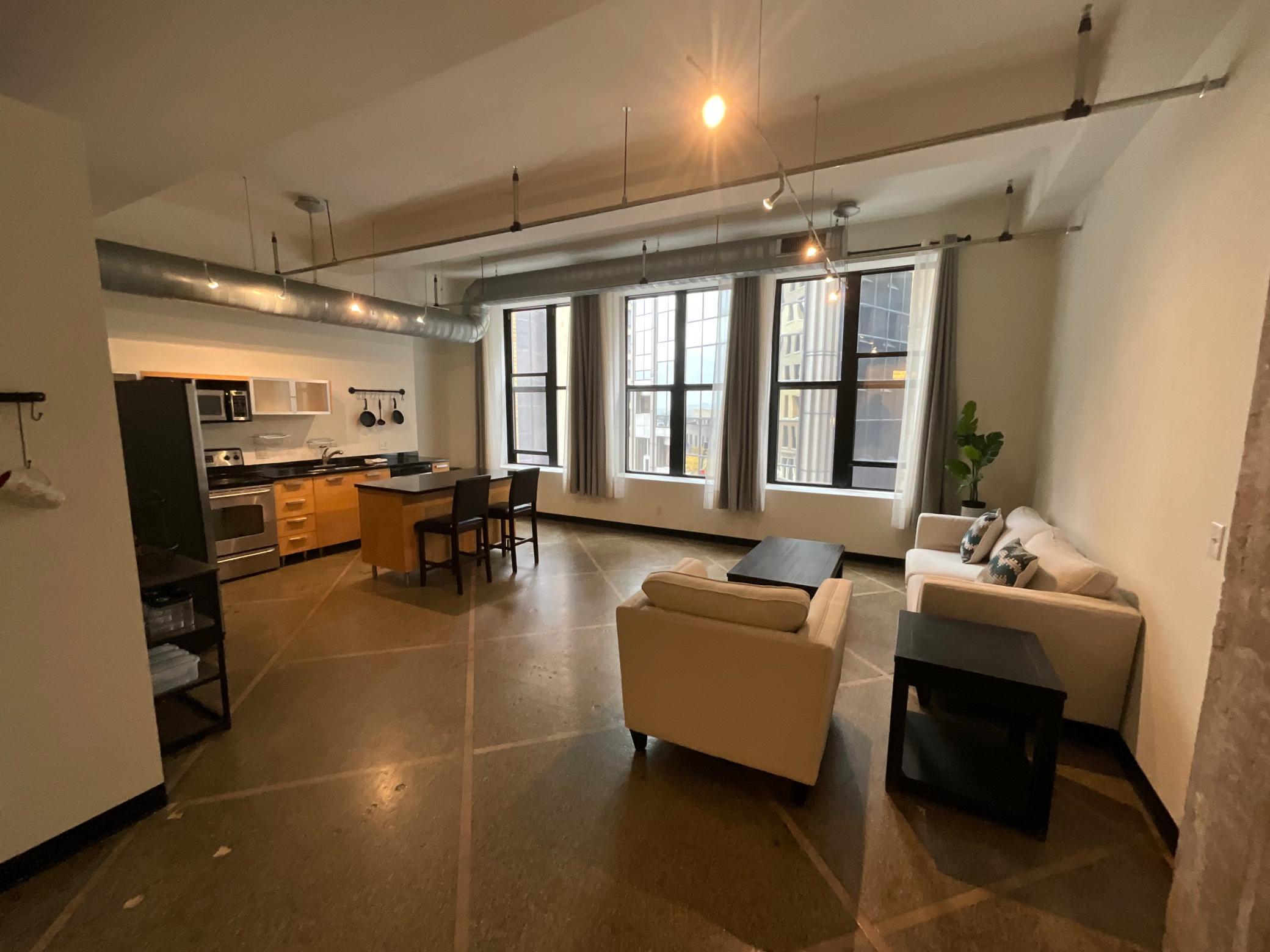 350 Saint Peter Street 405