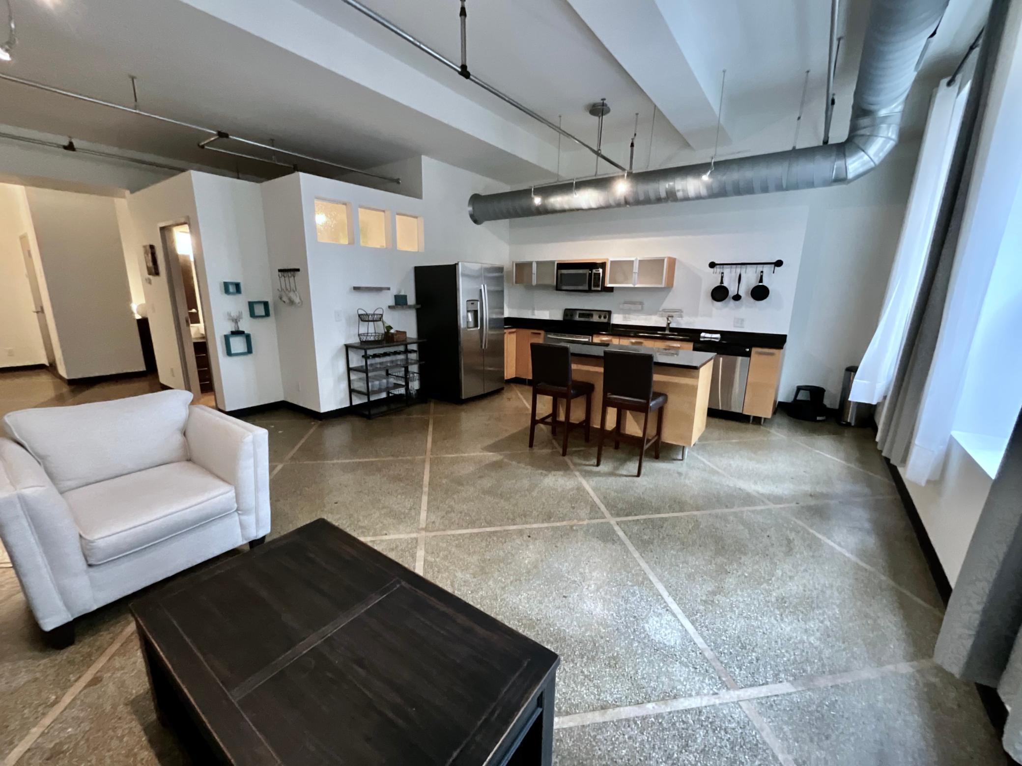 350 Saint Peter Street 405