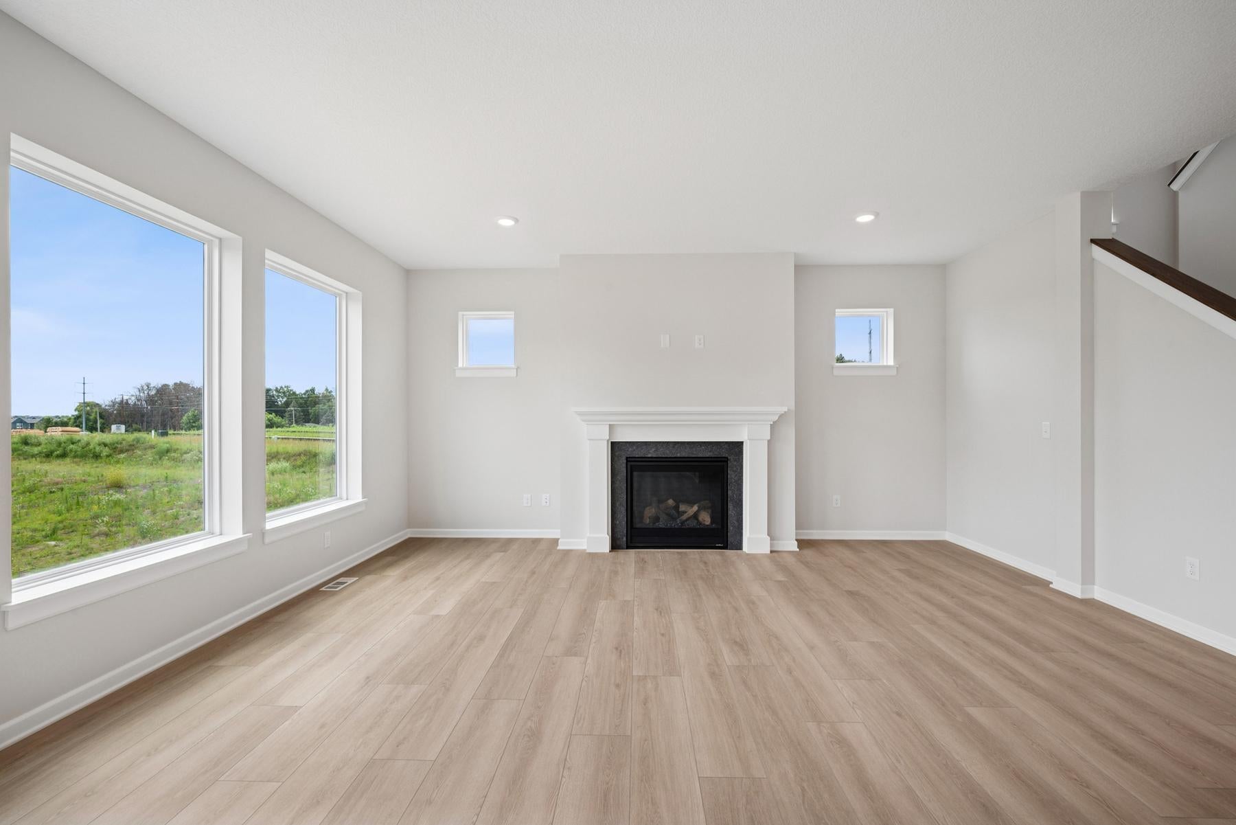 14870 108th Avenue N