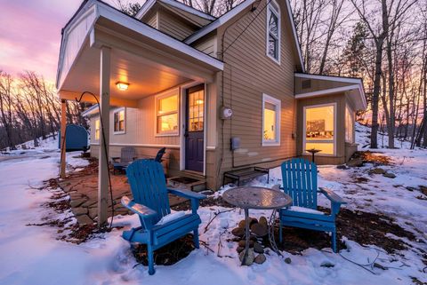 338 S Jefferson Street Saint Croix Falls WI 54024