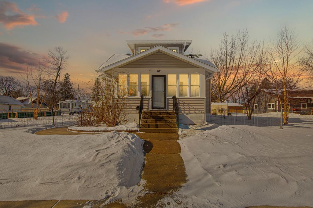 Photo of 112 5th Street SE, Montgomery, MN 56069 (MLS # 7009588)