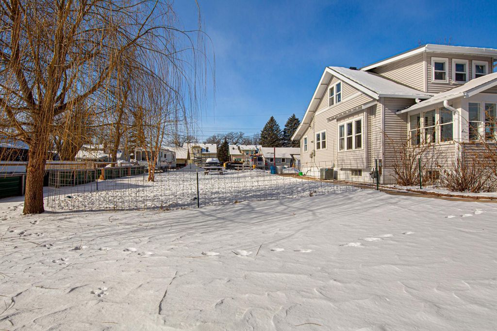 Photo of 112 5th Street SE, Montgomery, MN 56069 (MLS # 7009588)
