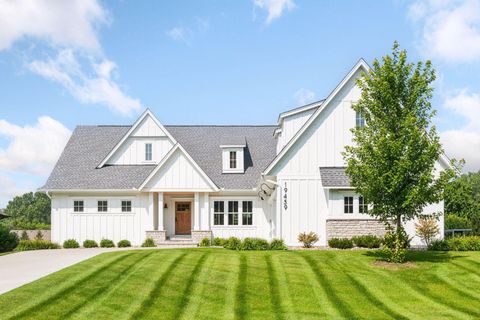 19459 Iteri Avenue Lakeville MN 55044