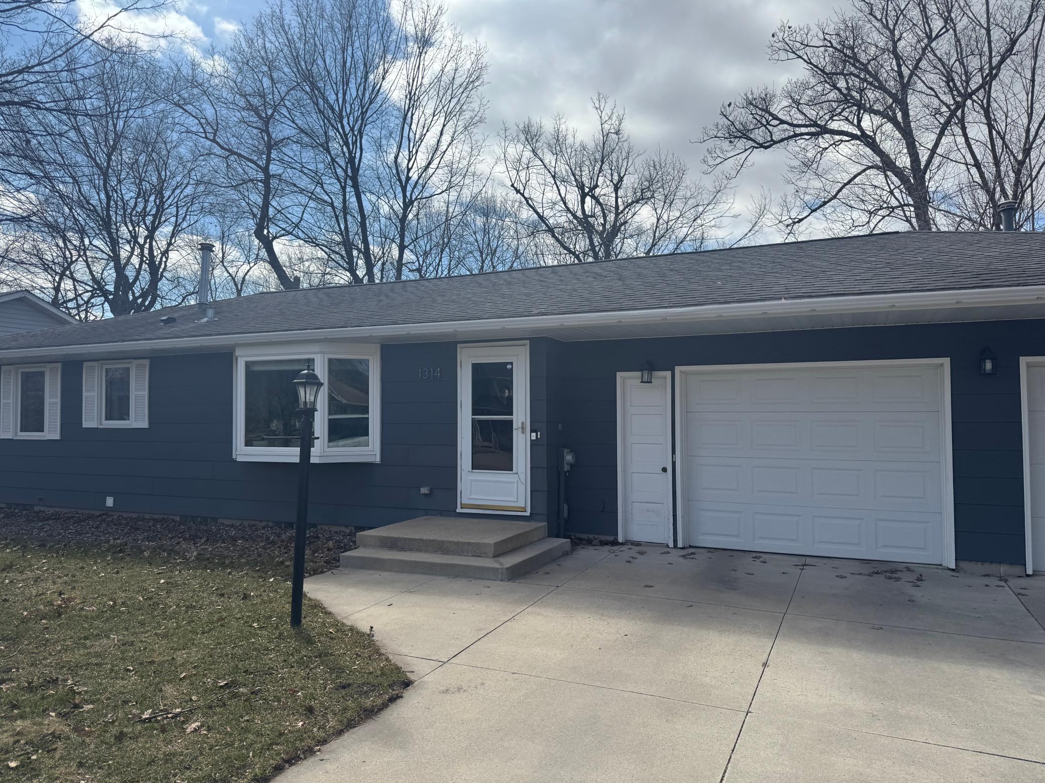 1314 Leif Avenue NW