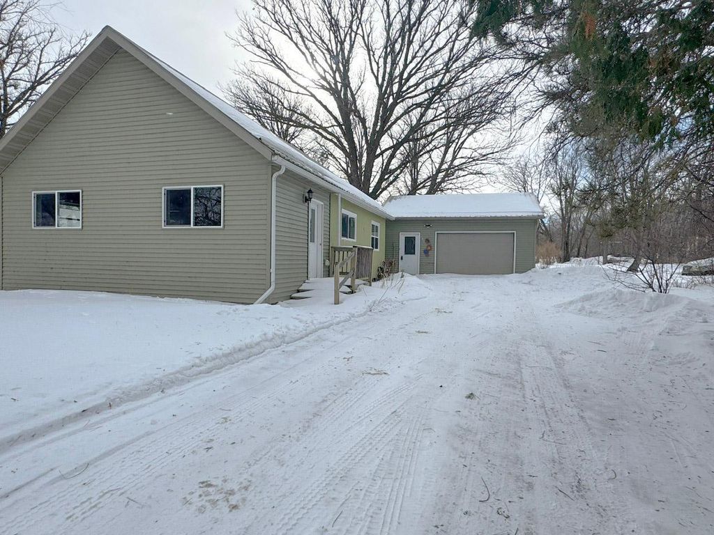 Photo of 312 3rd Avenue SE, Clearbrook, MN 56634 (MLS # 7017292)