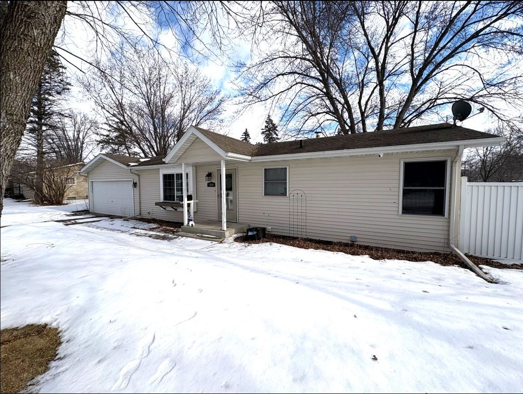 Photo of 1000 22nd Avenue N, Saint Cloud, MN 56303 (MLS # 7020118)