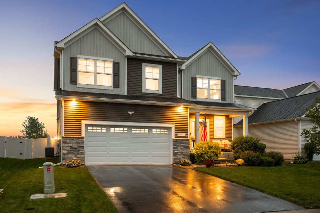 Photo of 18172 Glanshaw Avenue, Lakeville, MN 55044 (MLS # 7148385)