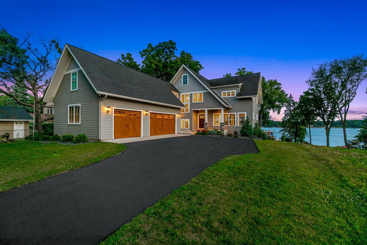 9934 199th Street W