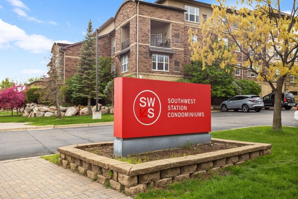 Photo of 13570 Technology Drive #2113, Eden Prairie, MN 55344 (MLS # 7061727)