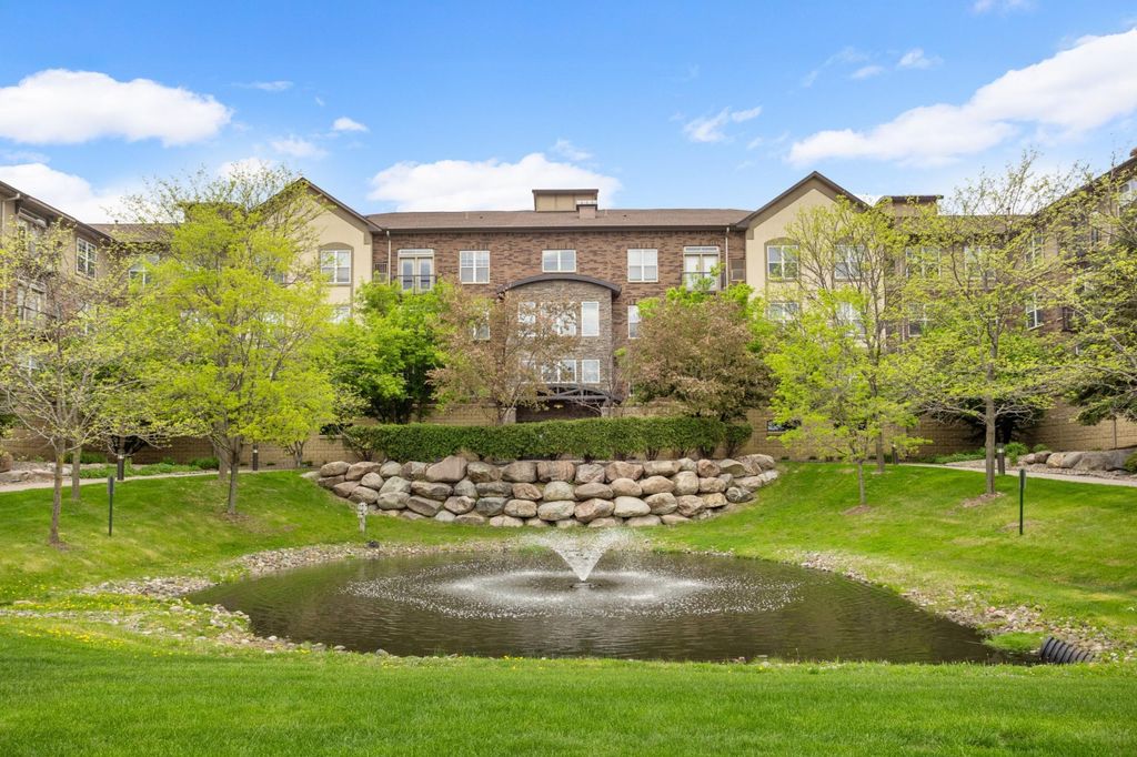 Photo of 13570 Technology Drive #2113, Eden Prairie, MN 55344 (MLS # 7061727)