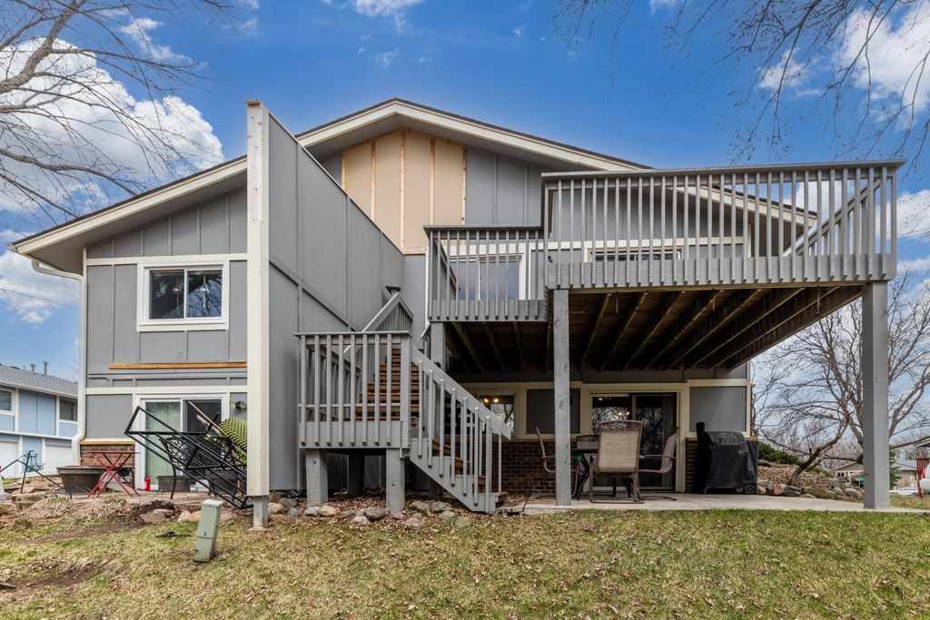 Photo of 13701 78th Avenue N, Maple Grove, MN 55311 (MLS # 7056861)