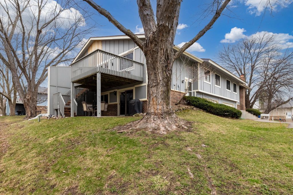 Photo of 13701 78th Avenue N, Maple Grove, MN 55311 (MLS # 7056861)