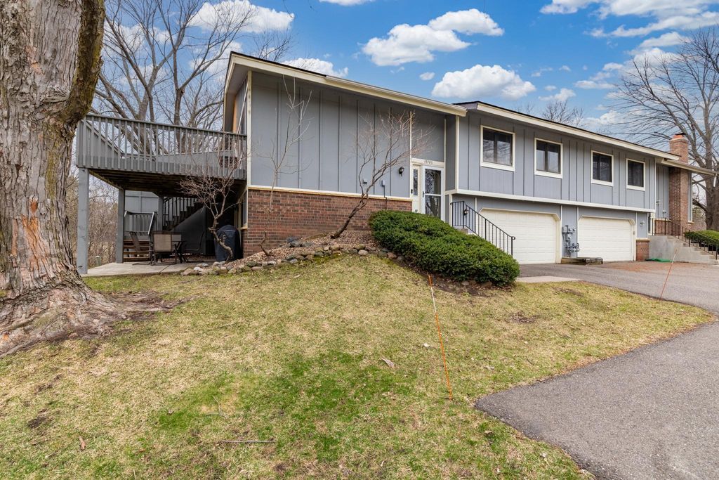 Photo of 13701 78th Avenue N, Maple Grove, MN 55311 (MLS # 7056861)