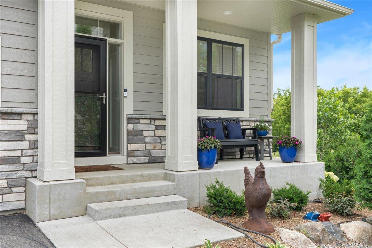 16377 Glory Lane