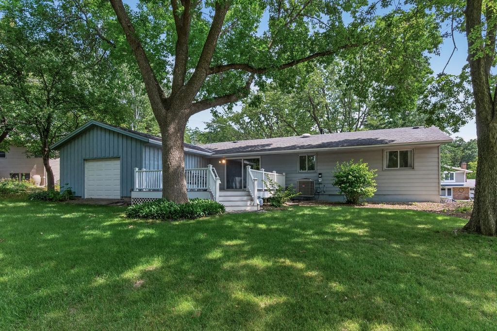 Photo of 13345 Foliage Avenue, Apple Valley, MN 55124 (MLS # 7098580)