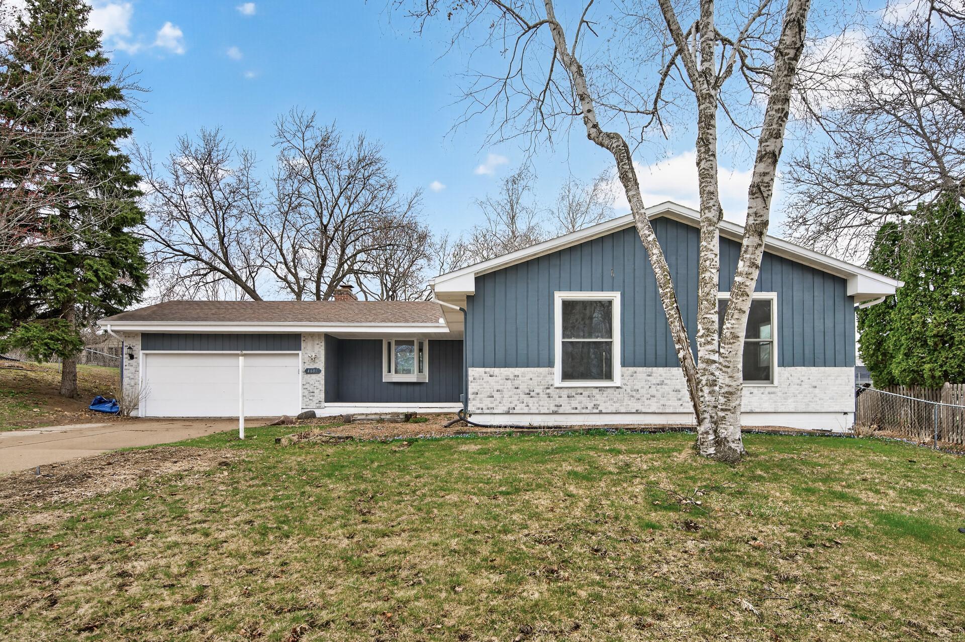 4608 W 99th Street