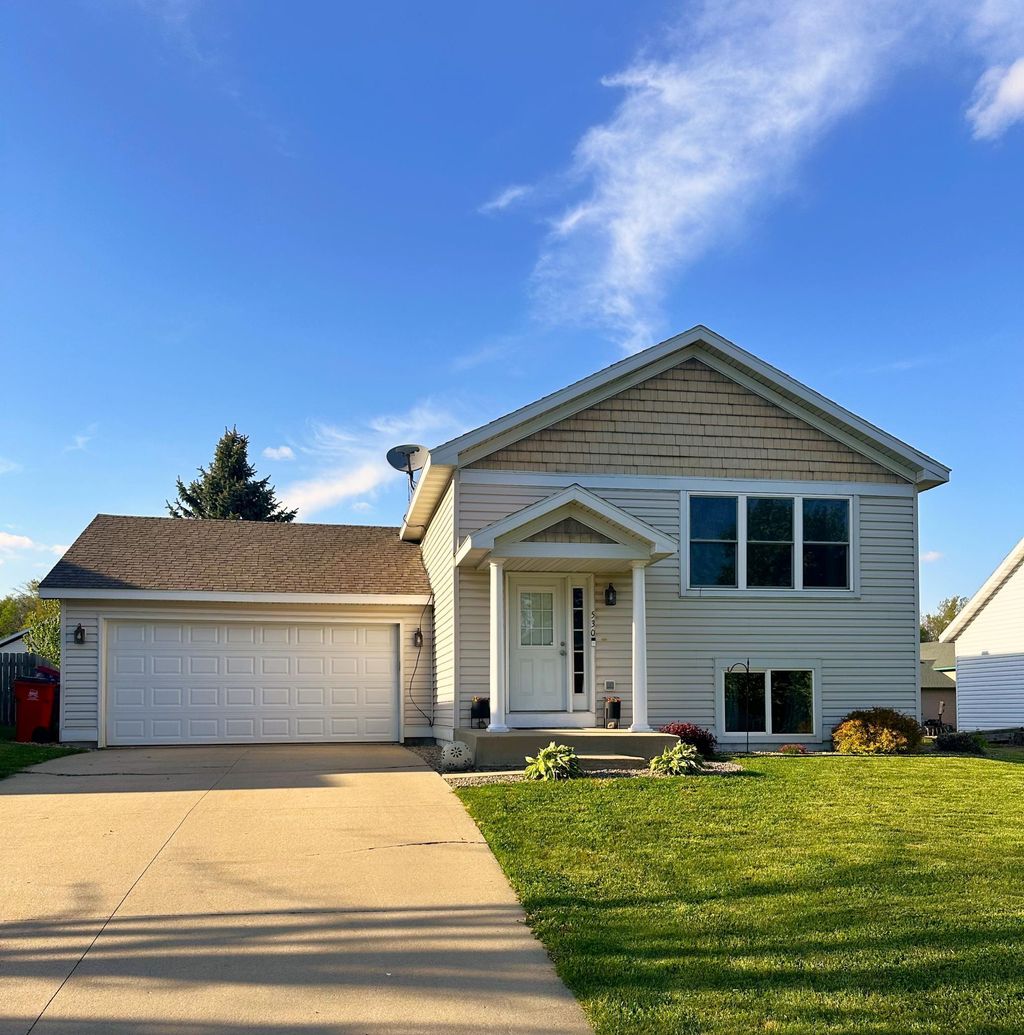 Photo of 530 7th Street SW, Pine Island, MN 55963 (MLS # 7074854)