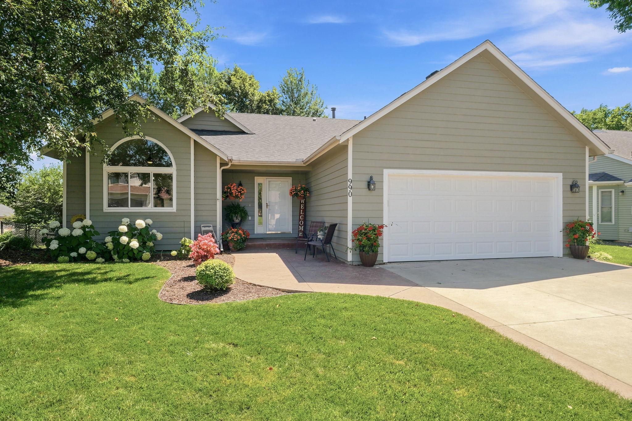 990 Ticonderoga Trail