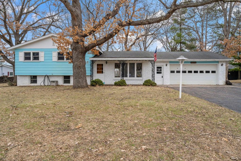 Photo of 5338 Lemley Circle SE, Prior Lake, MN 55372 (MLS # 7027187)