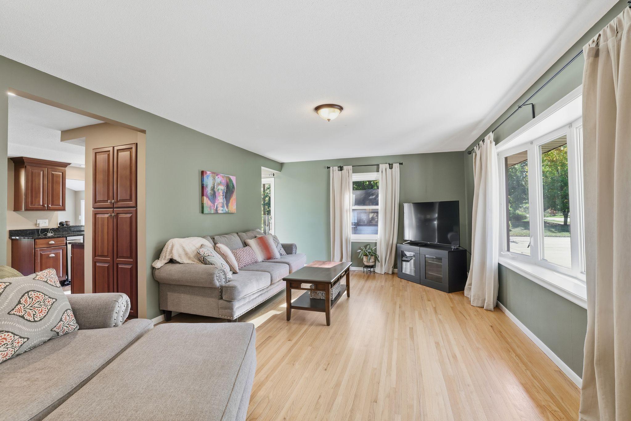 4816 Overlook Drive