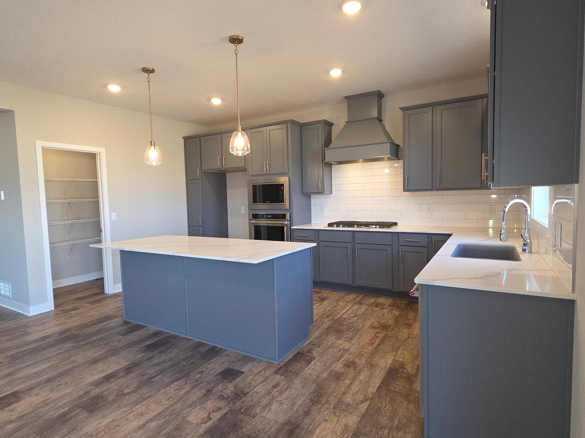 1741 Oak Creek Pass