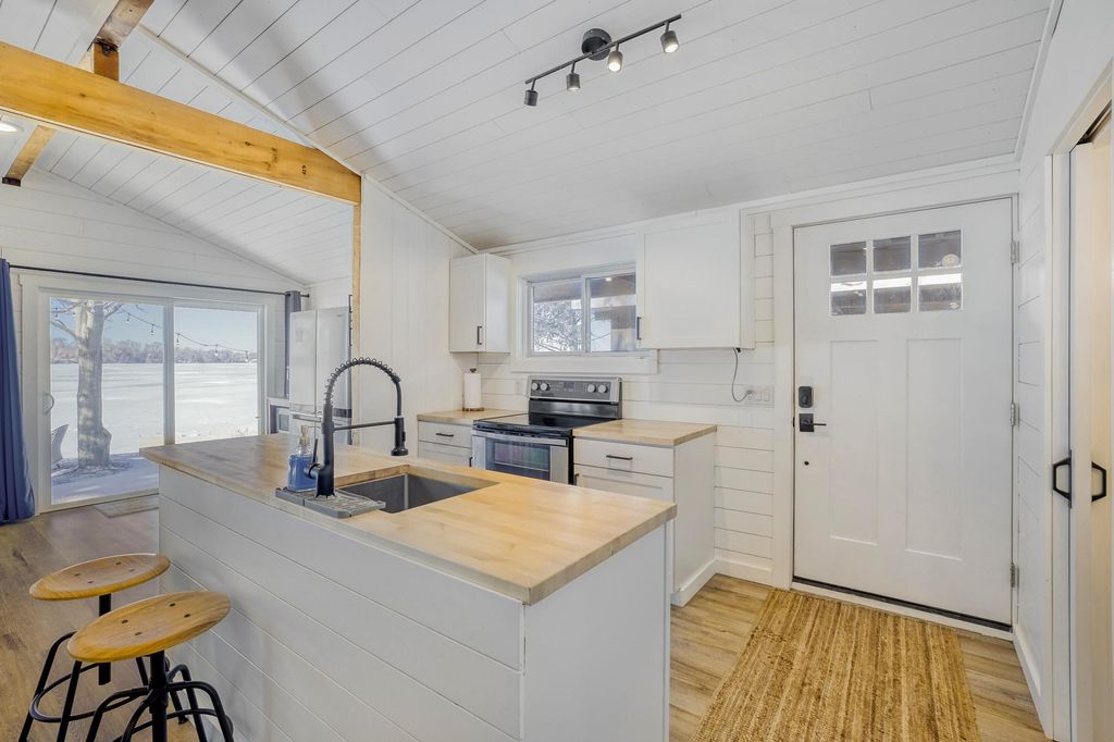 Photo of 29408 Francis Lake Drive NW, Isanti, MN 55040 (MLS # 7014407)