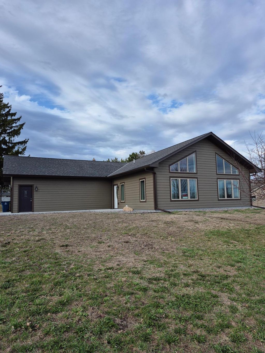 Photo of 1000 10th Avenue NE, Sauk Rapids, MN 56379 (MLS # 7054526)