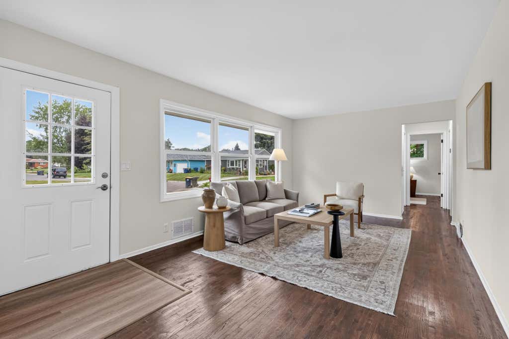 Photo of 1211 Sunnyside Drive, Farmington, MN 55024 (MLS # 7127749)