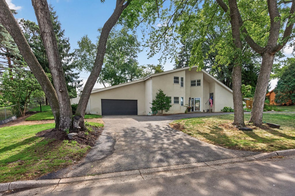 Photo of 2420 Simpson Street, Roseville, MN 55113 (MLS # 7160274)