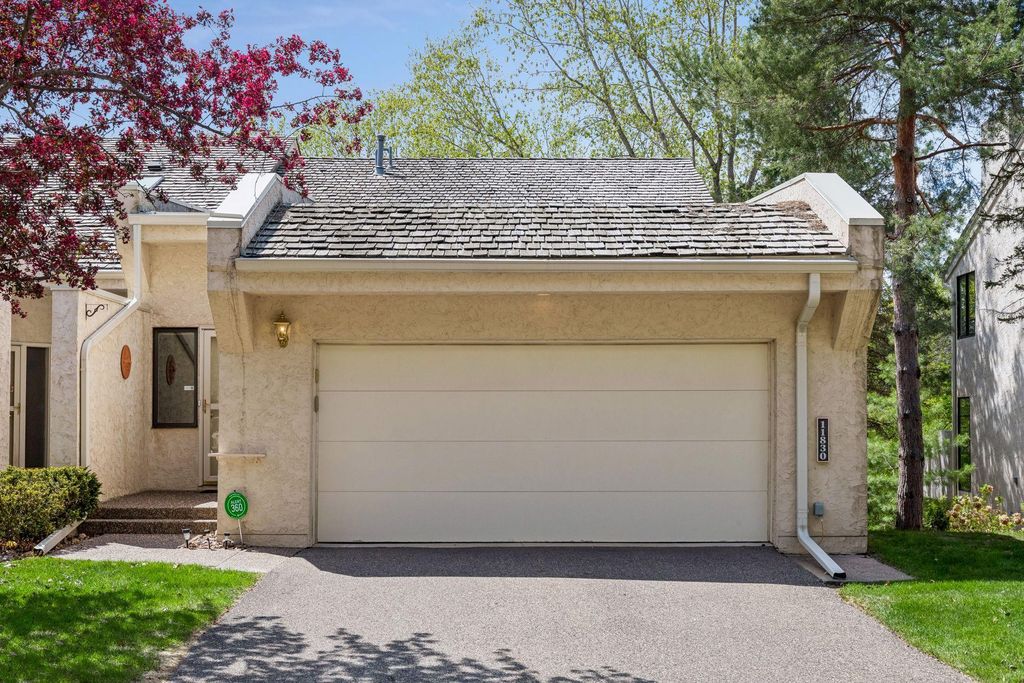 Photo of 11830 Bren Road, Hopkins, MN 55343 (MLS # 7067283)