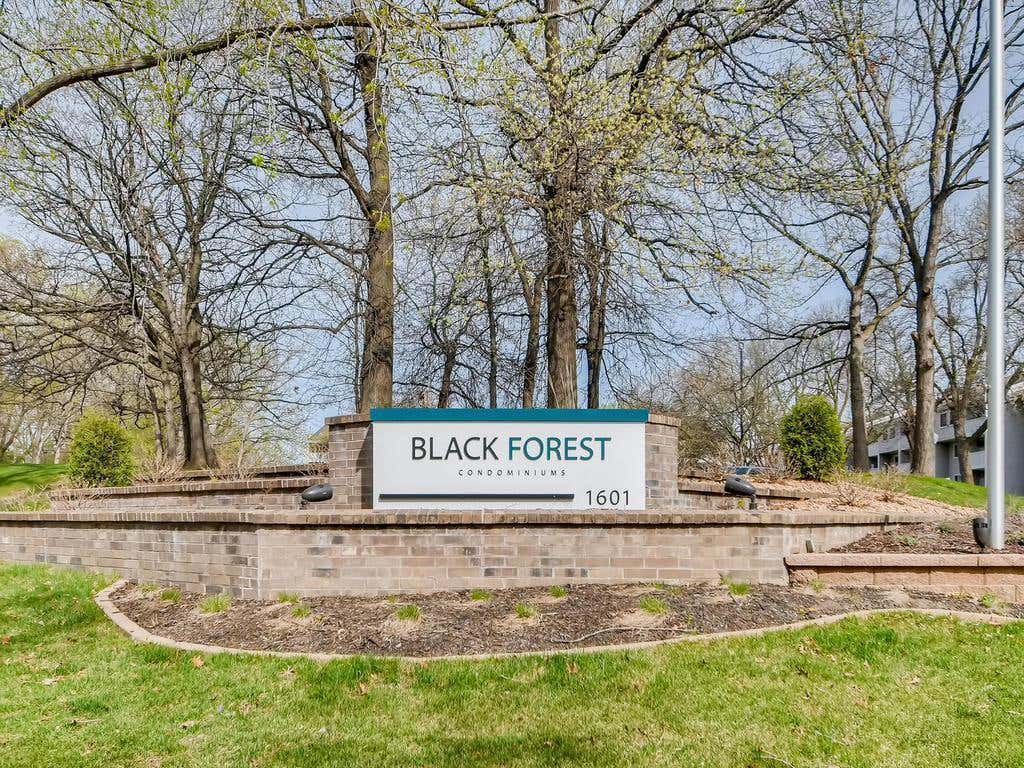 Photo of 1601 N Innsbruck Drive #361NE, Fridley, MN 55432 (MLS # 7109949)