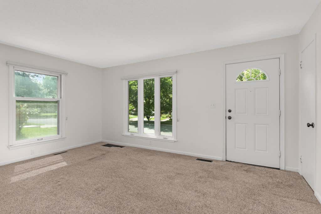 Photo of 2927 Virginia Avenue S, Saint Louis Park, MN 55426 (MLS # 7107844)
