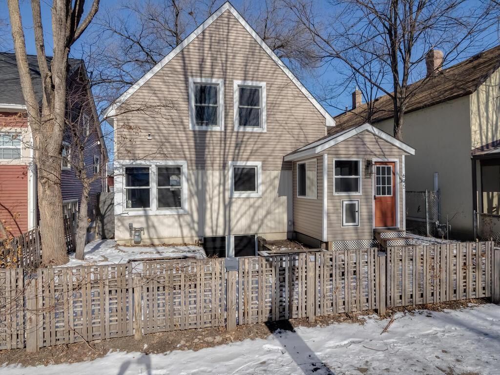 Photo of 675 Edmund Avenue, Saint Paul, MN 55104 (MLS # 7014880)
