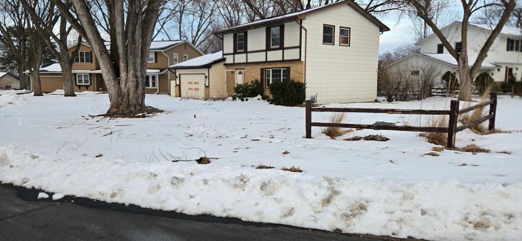 Photo of 9911 Johnson Circle, Bloomington, MN 55437 (MLS # 7039015)