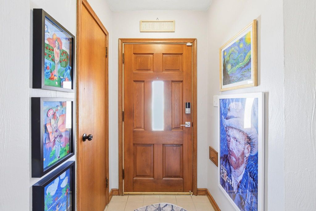 Photo of 948 Nevada Avenue W, Saint Paul, MN 55117 (MLS # 7039349)