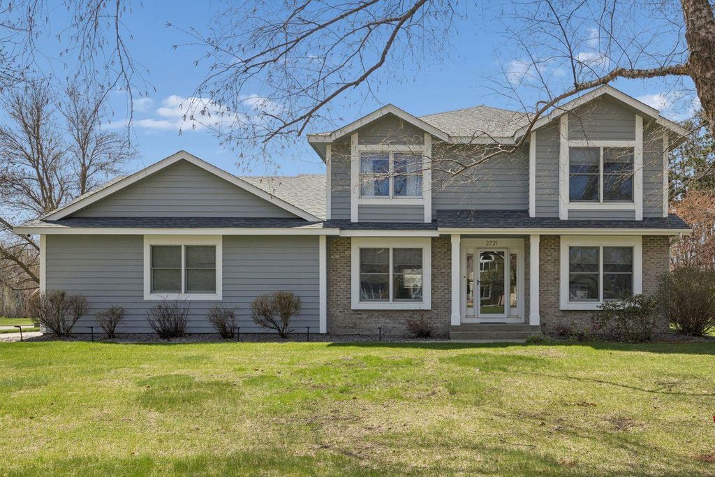 Photo of 2721 Meadowrose Boulevard, Saint Cloud, MN 56301 (MLS # 7063426)