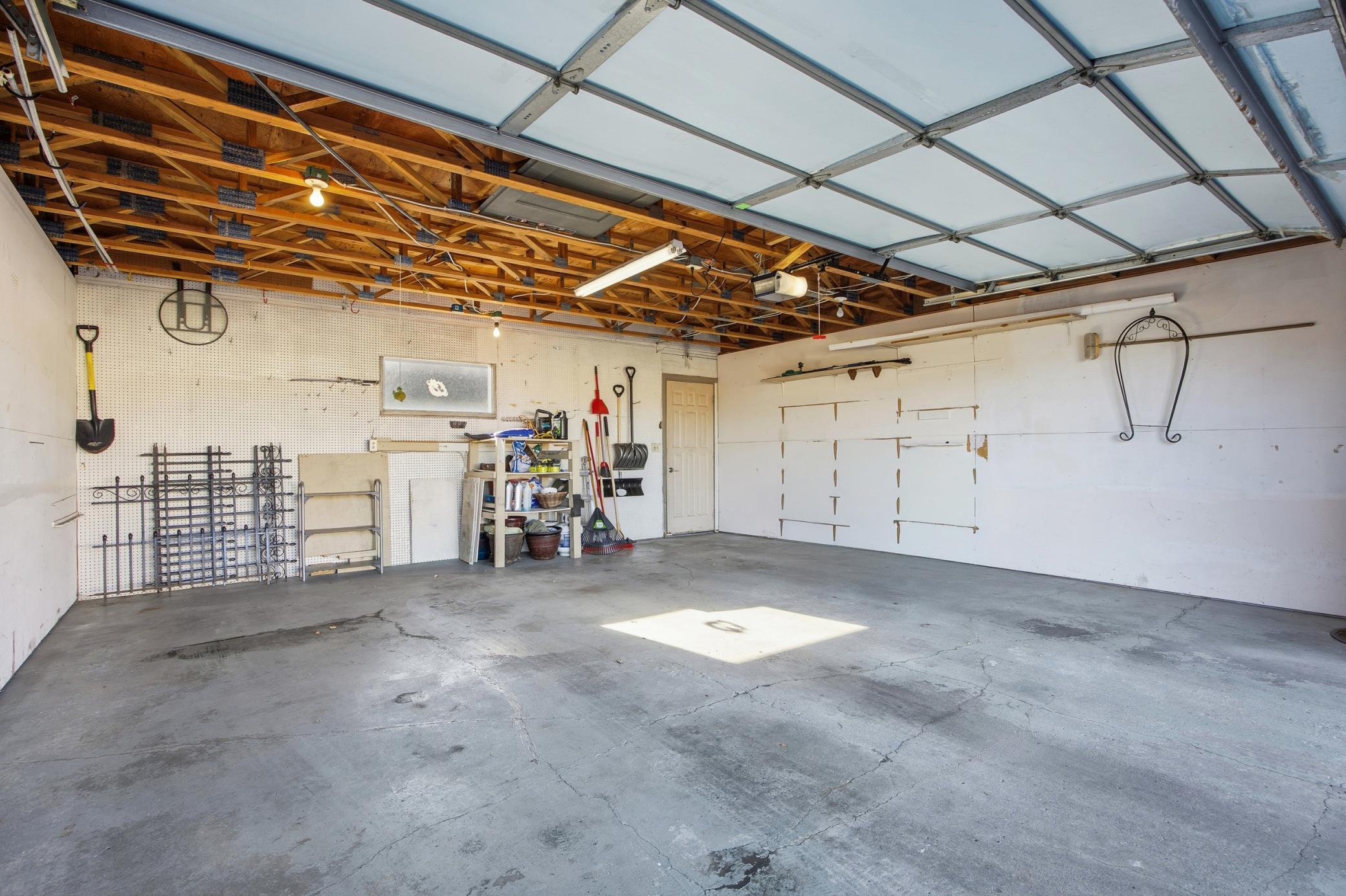 Moorhead, Minnesota 56560, United States, 2 Bedrooms Bedrooms, ,2 BathroomsBathrooms,Residential,Active,257233