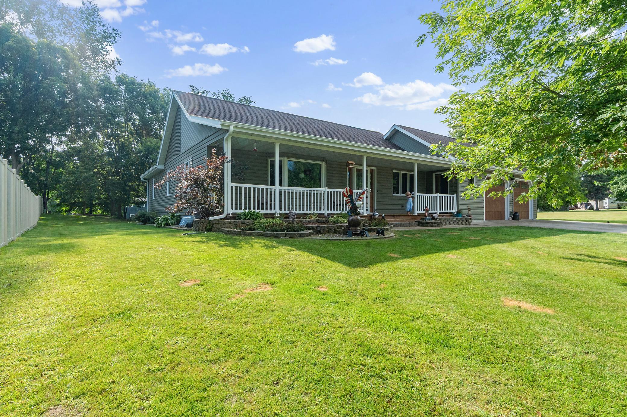 901 Geneva Drive
