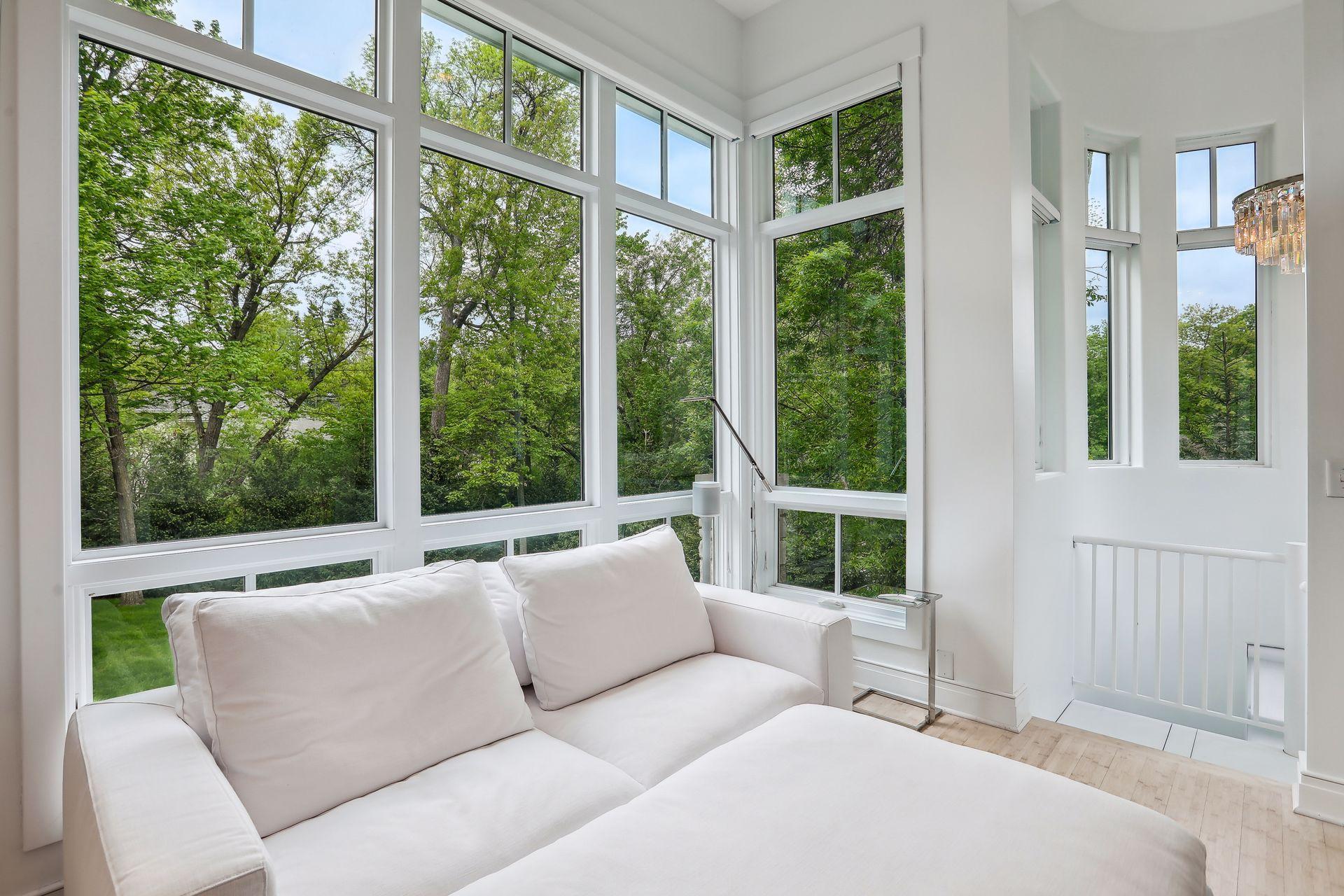 Wayzata, Minnesota, 55391, United States, 5 Bedrooms Bedrooms, ,7 BathroomsBathrooms,Residential,Active,2038172