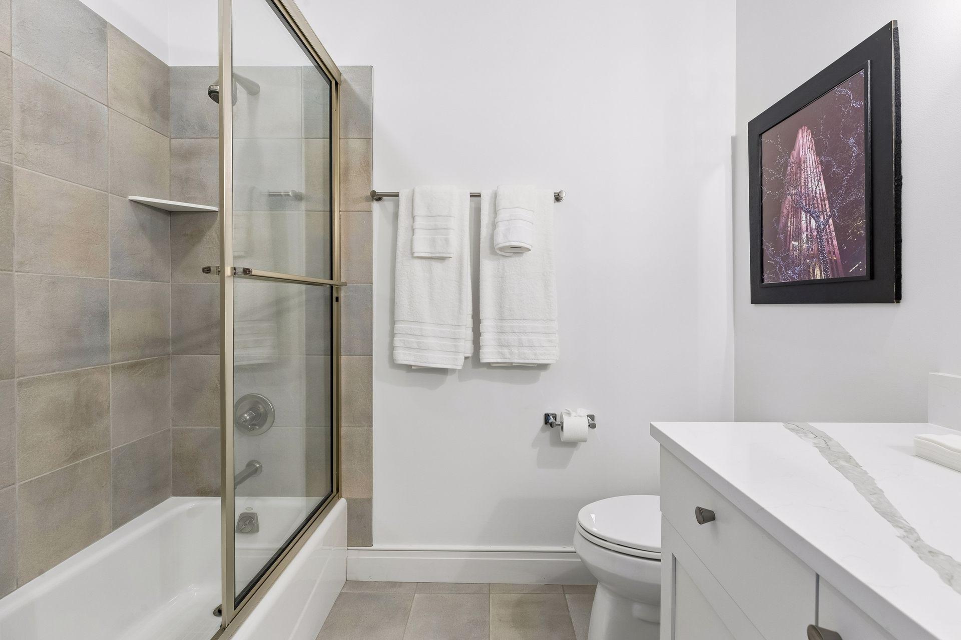 Wayzata, Minnesota, 55391, United States, 5 Bedrooms Bedrooms, ,7 BathroomsBathrooms,Residential,Active,2038172