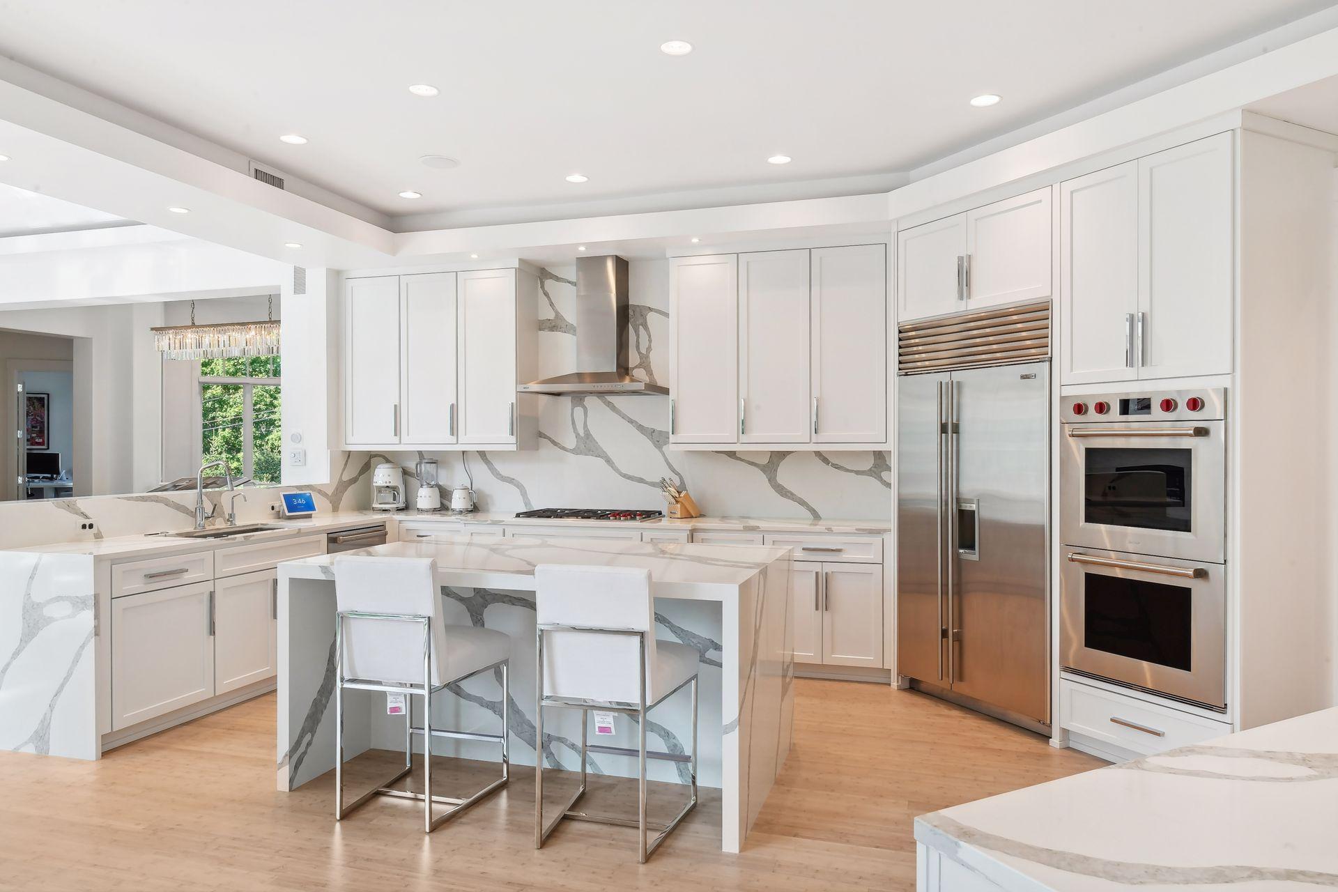 Wayzata, Minnesota, 55391, United States, 5 Bedrooms Bedrooms, ,7 BathroomsBathrooms,Residential,Active,2038172