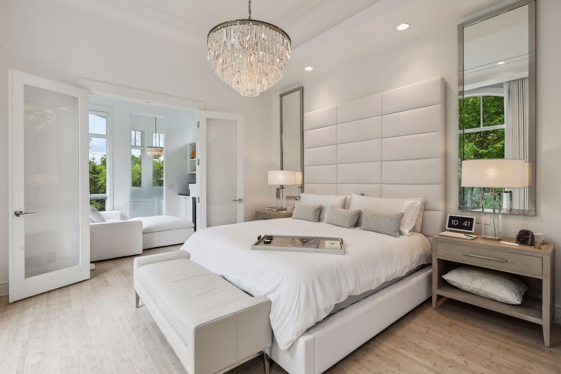 Wayzata, Minnesota, 55391, United States, 5 Bedrooms Bedrooms, ,7 BathroomsBathrooms,Residential,Active,2038172